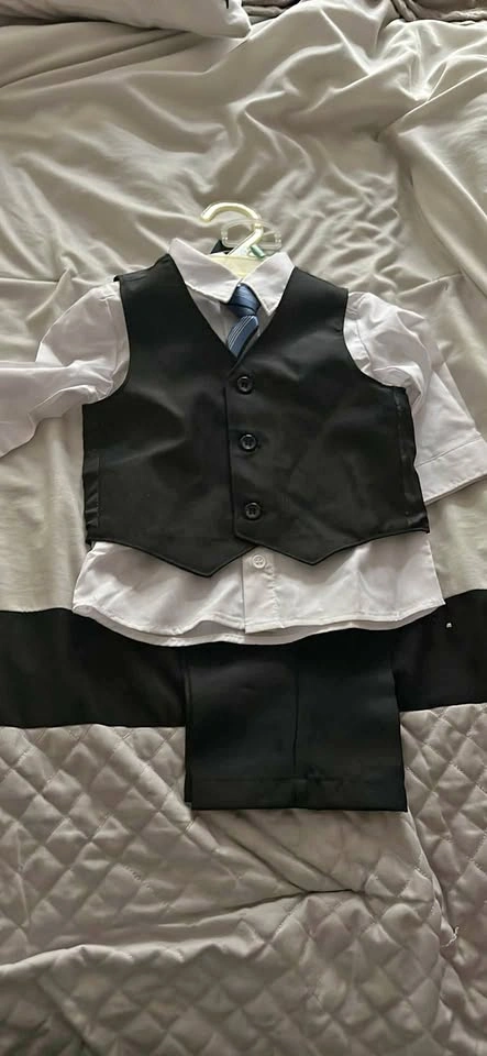 4-Piece Baby Boy Suit Set, Size 6-12 Months, Black and White