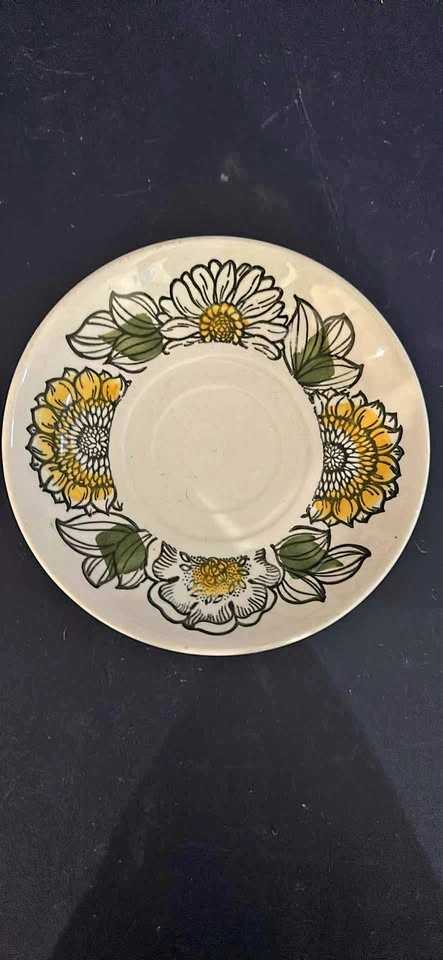 Biltons England Floral Saucer