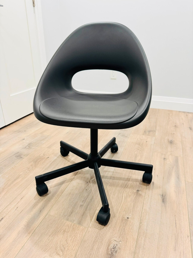 IKEA Swivel Chairs - photo 2
