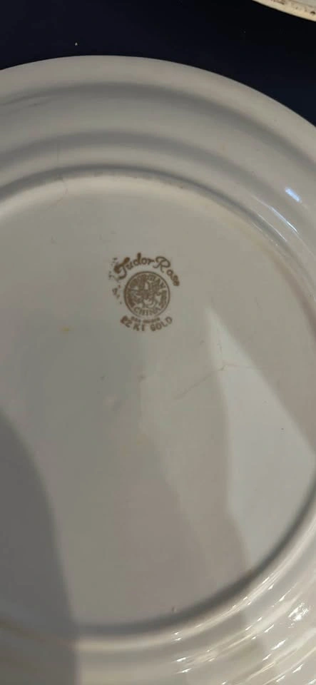Vintage Georgian China Tudor Rose & Cornish Rose 22kt Gold Trim - photo 3