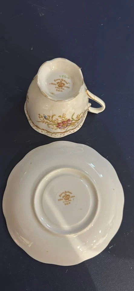 Royal Albert Gem Bone China Tea Cup and Saucer - photo 2