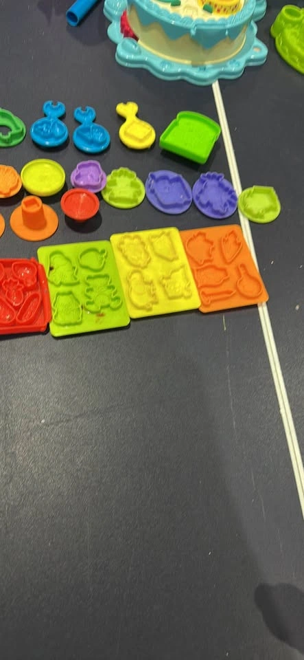 Large Play-Doh Tool and Accessory Set - photo 3