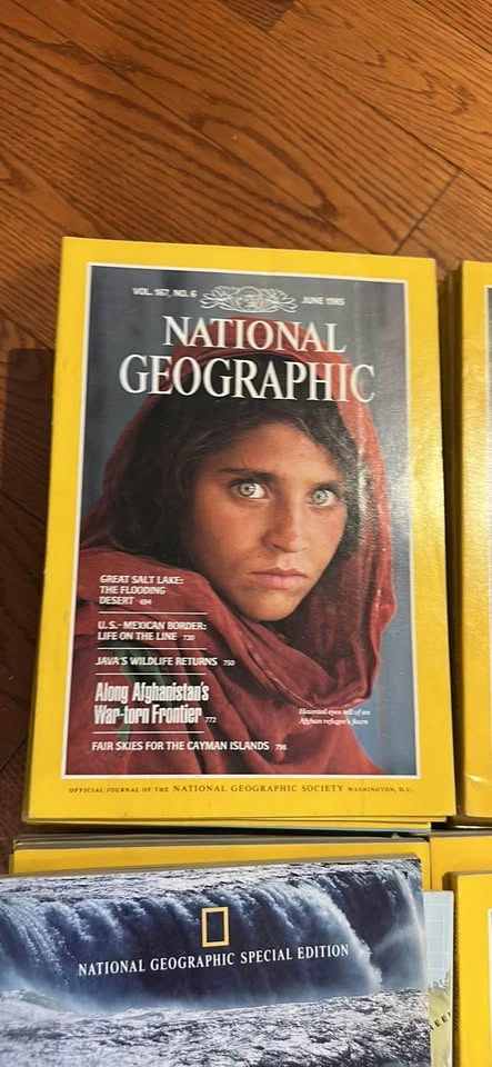 National Geographic Magazine Collection - photo 2