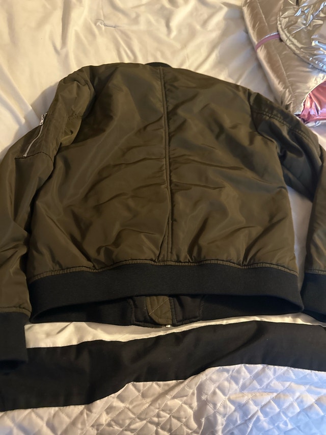 Zara Bomber Jacket - photo 3