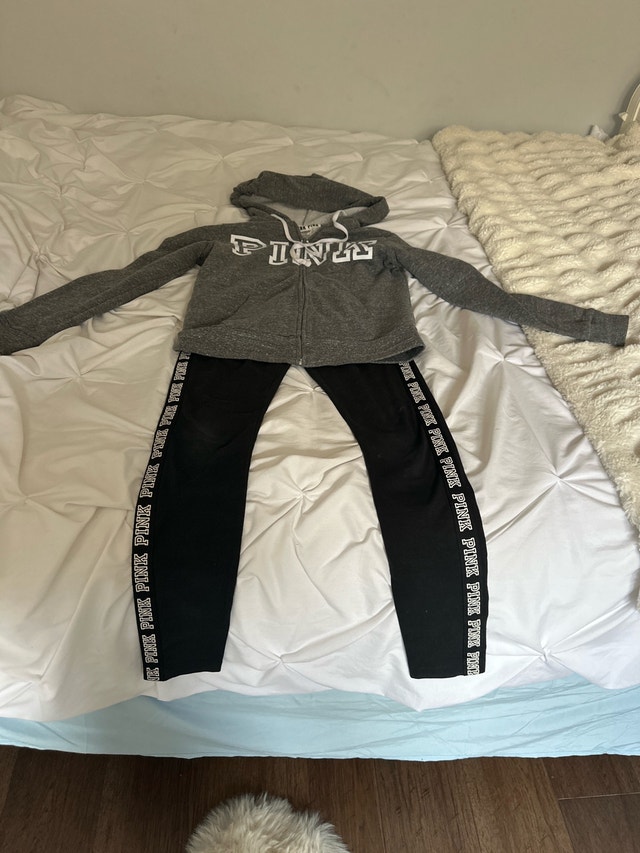 XS Pink Jogging Set