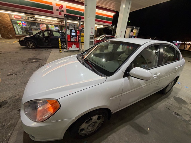 Hyundai Accent - photo 4