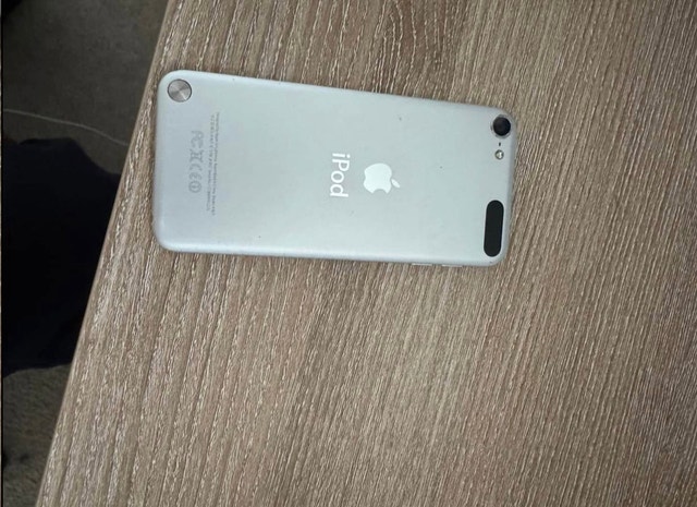 iPod touch - photo 3