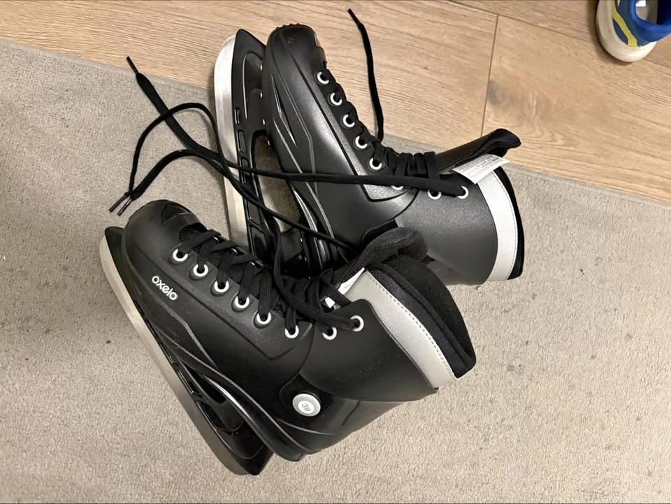 Oxelo Fit 3 Ice Skates — Adult, Size EU 39 (Black)