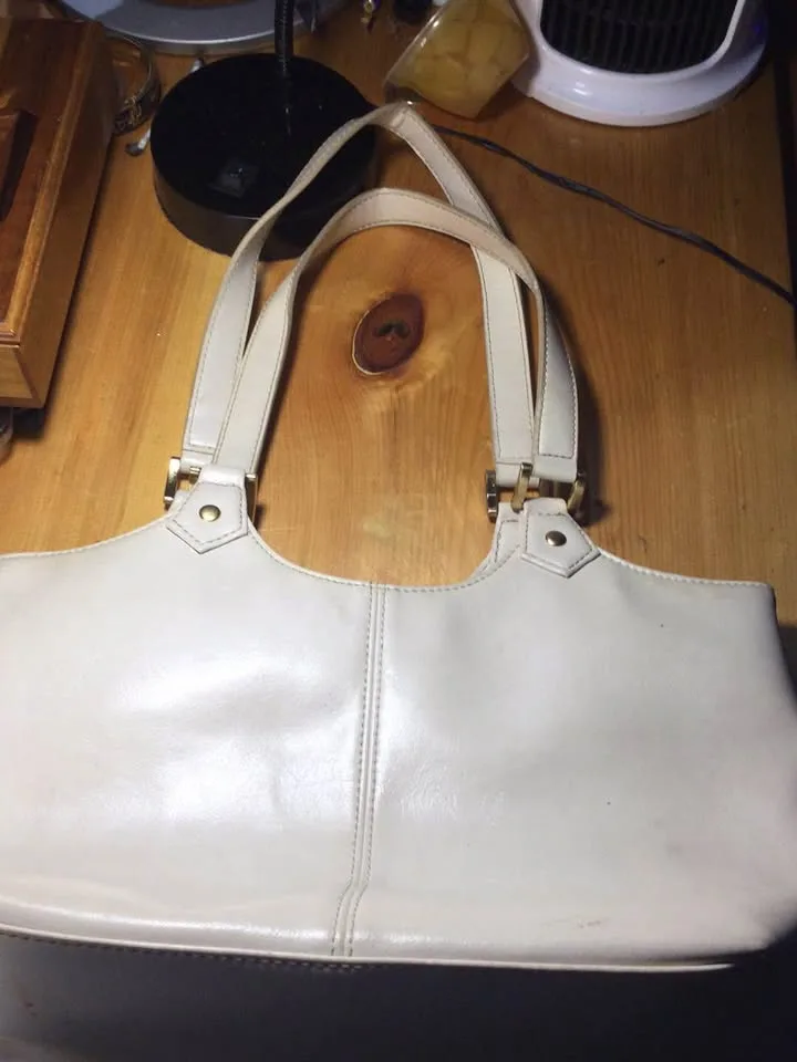Croft and barrows white leather purse image indicator(2)