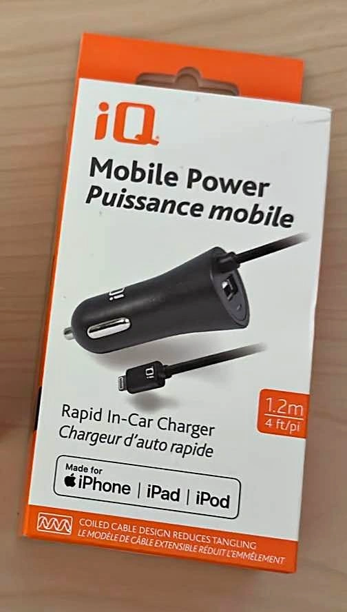 (Brand New) iQ Rapid Car Charger with Lightning Cable
