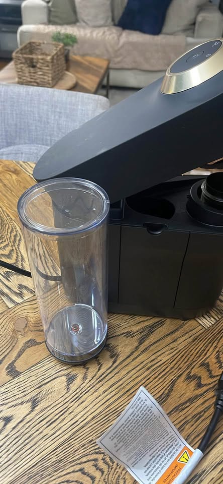 Nespresso Vertuo Next by Breville - Great Condition - photo 2