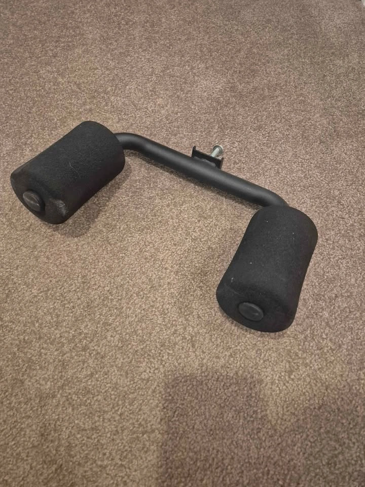 84 Acres Fitness Inversion Table - photo 3