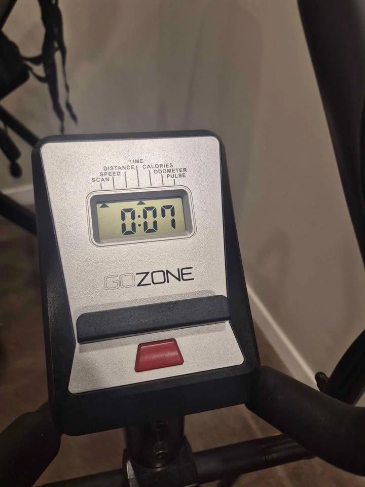 GoZone Elliptical Exercise Machine - photo 3