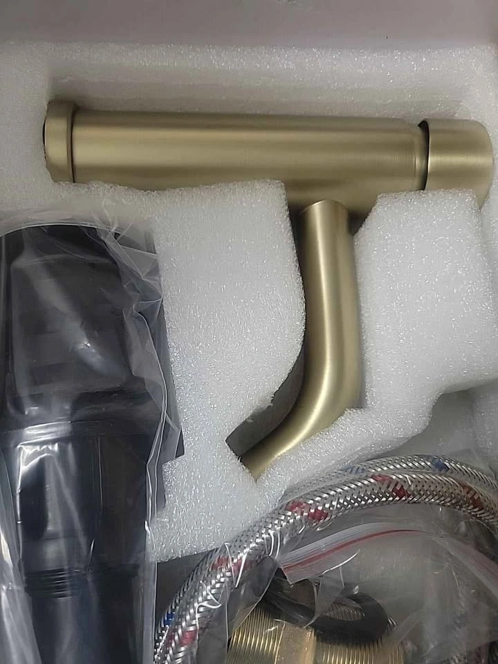 Hononnice Brushed Gold Single Handle Bathroom Faucet - photo 2