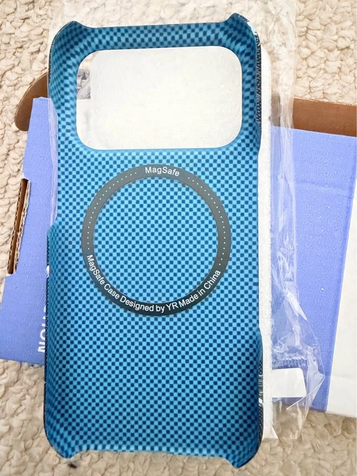 iPhone 17 Pro MagSafe Cases – Aramid Fibre + Black Case - photo 3