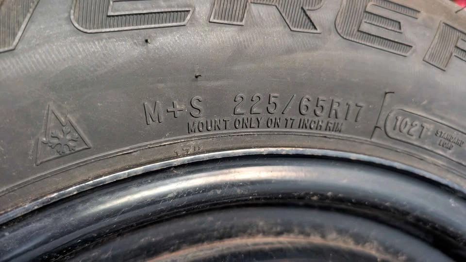 Like New Winter Tires & Wheels - photo 3