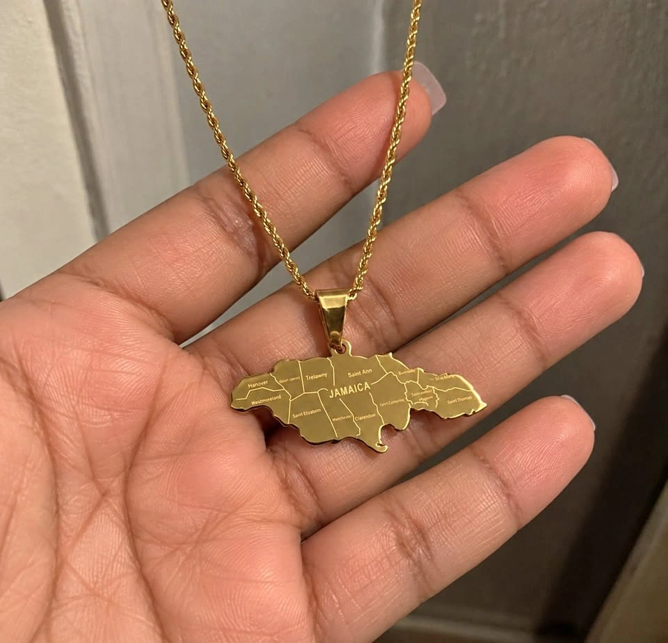 NEW Gold plated JAMAICA 🇯🇲 PENDANT - $20