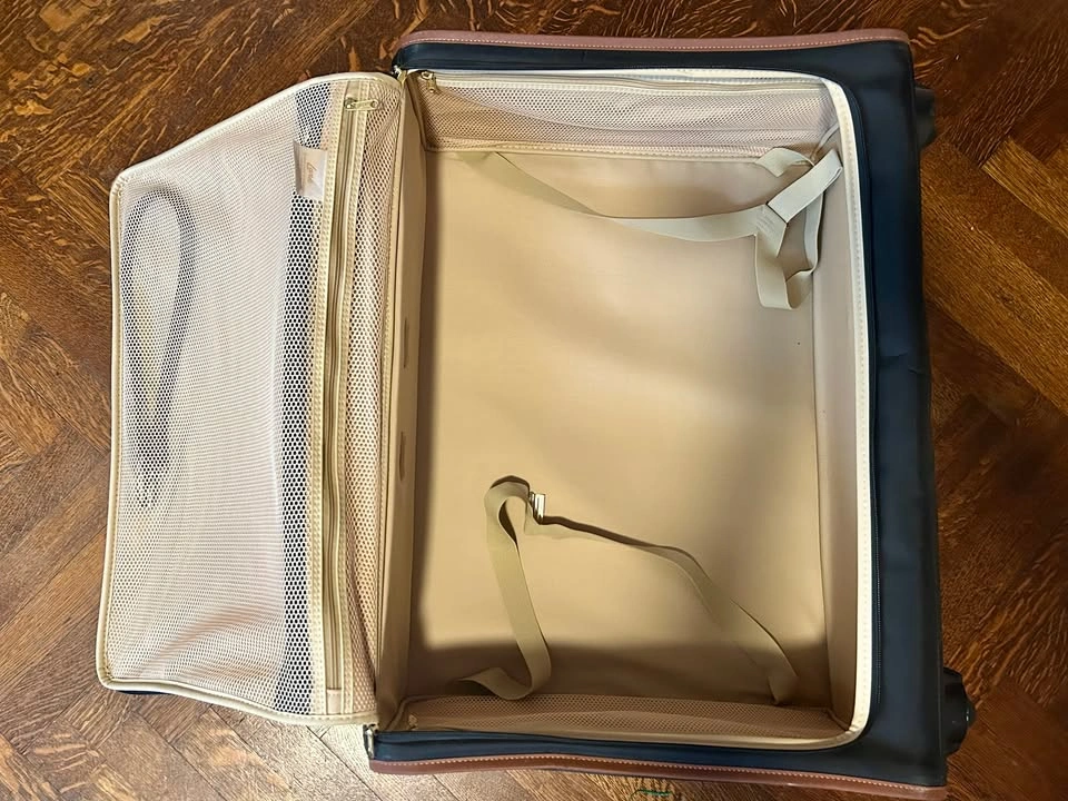 Set of 2 Heavy-Duty Rolling Suitcases (Lark + American Tourister - photo 3
