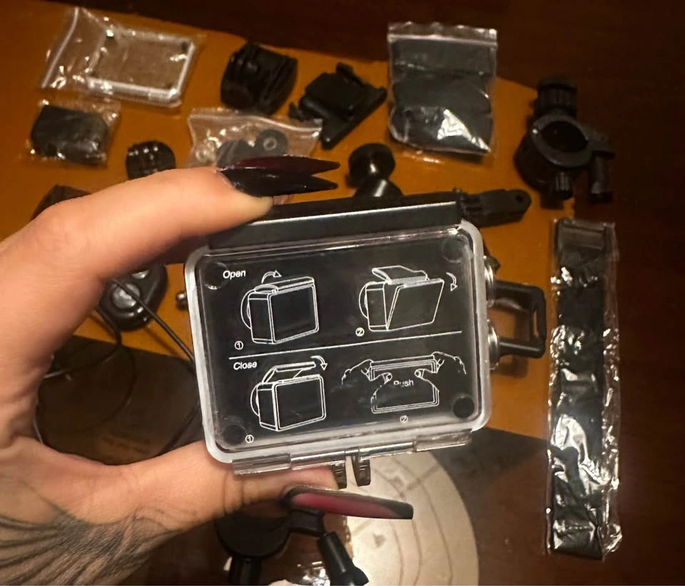 AKASO EK7000 Pro 4K Action Camera with Accessories - photo 5