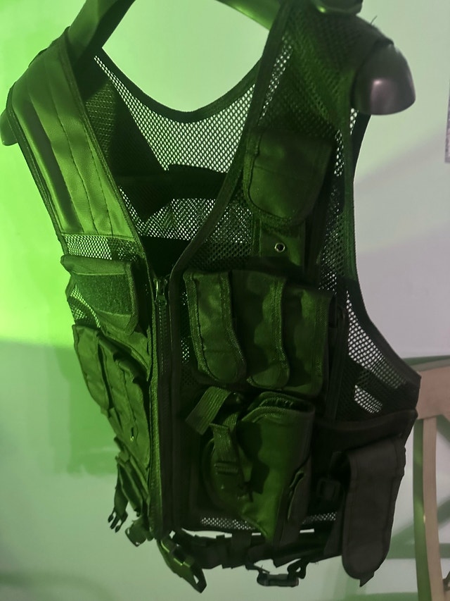 Black Tactical Vest -Medium Size - photo 2