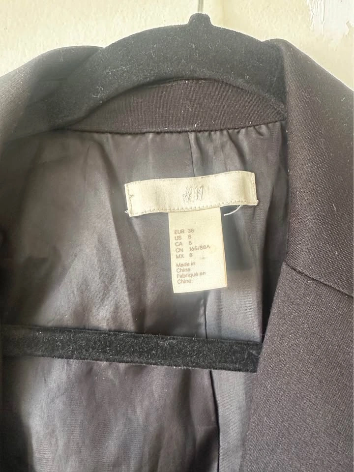 H&M Black Blazer - photo 2