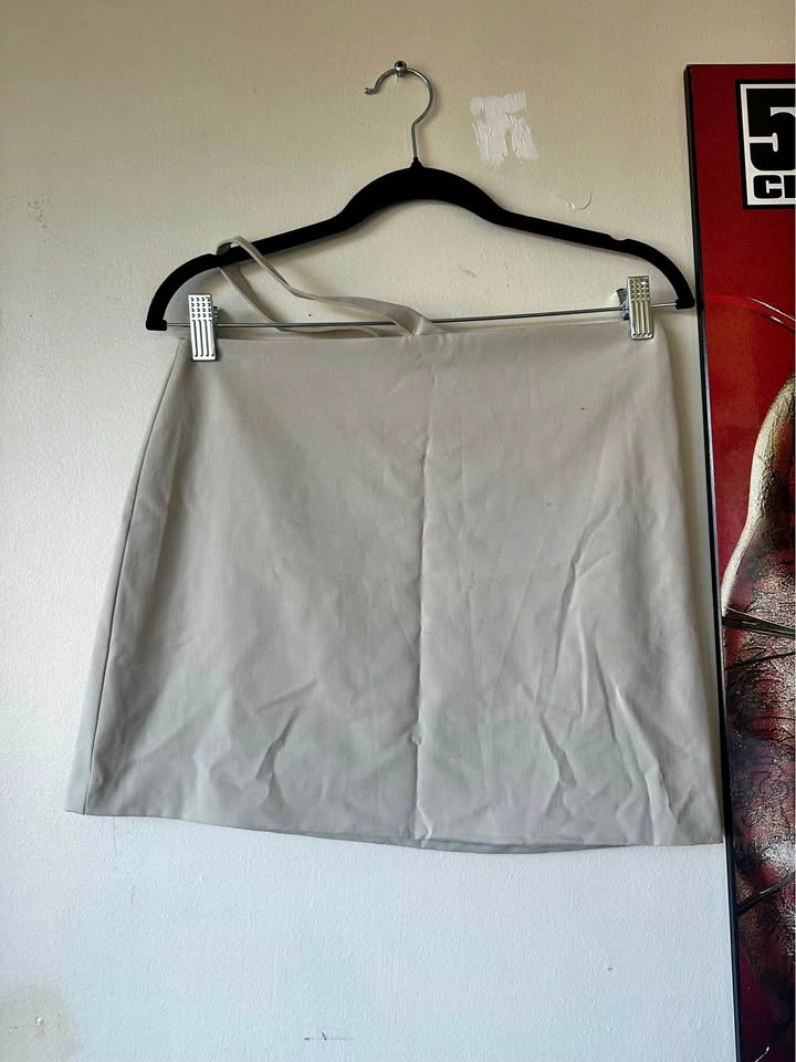 Oak + Fort Beige Mini Skirt Size 4