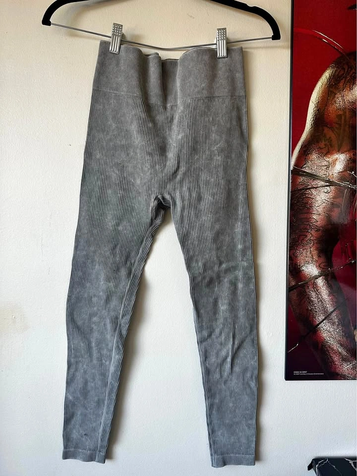 Grey Ribbed Acid Wash Workout Set