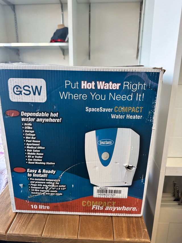 GSW Spacesaver Compact Water Heater