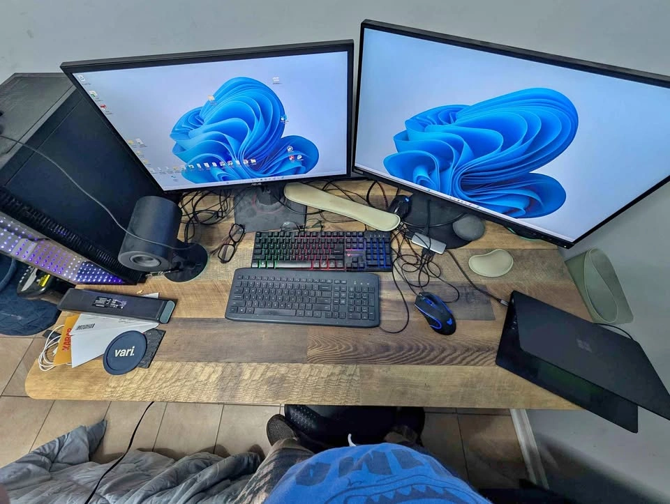 Vari Electric Standing Desk