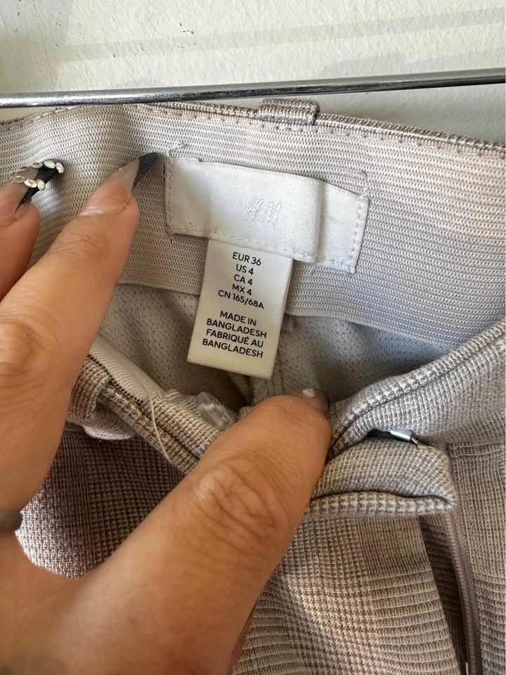 H&M Plaid Dress Pants Size US 4 - photo 2