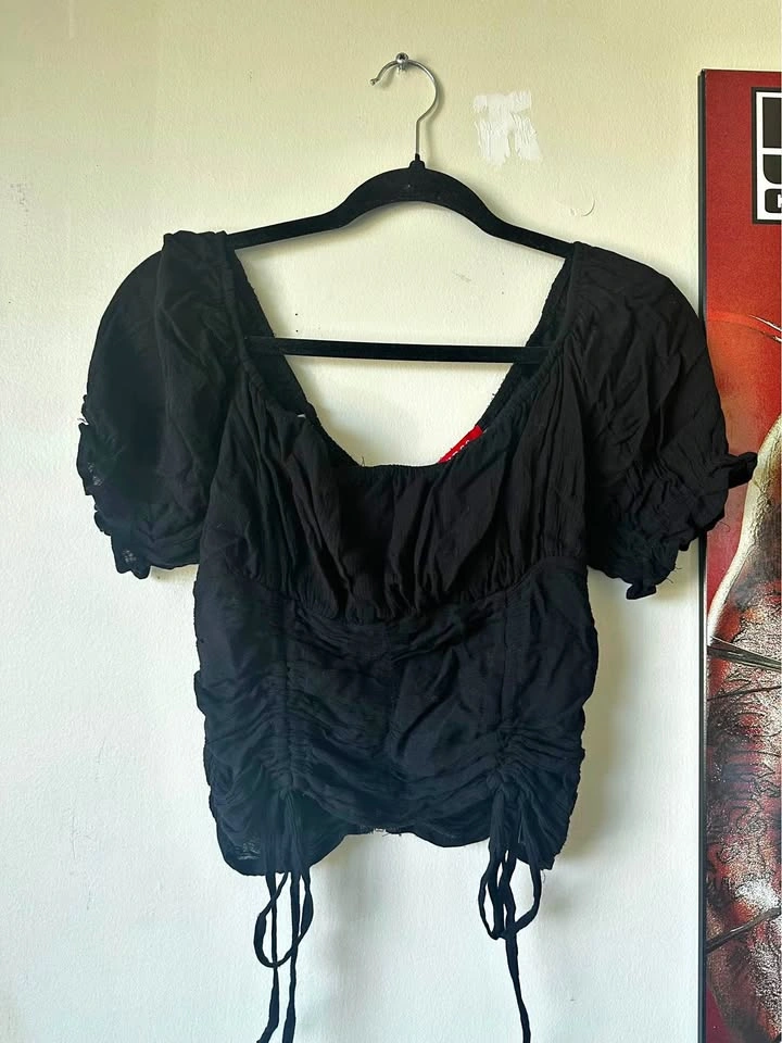 Guess Ruched Crop Top