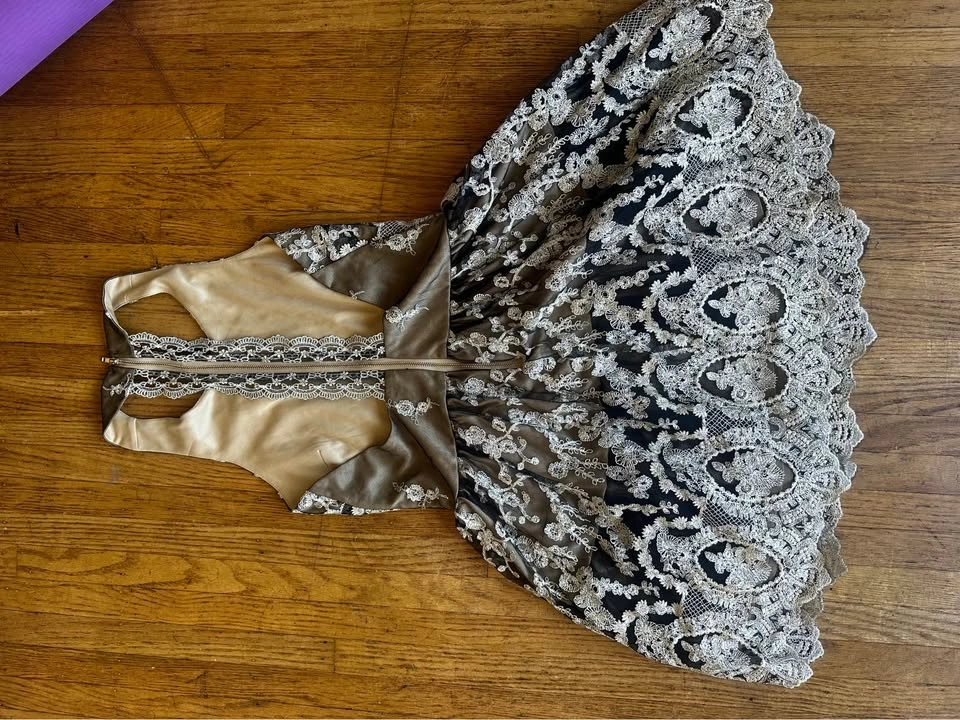 Design Lab Lord & Taylor Lace Dress - photo 2