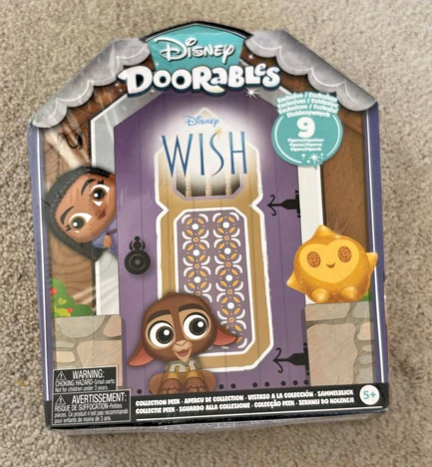 Disney Doorables Wish Collector Peek Figures