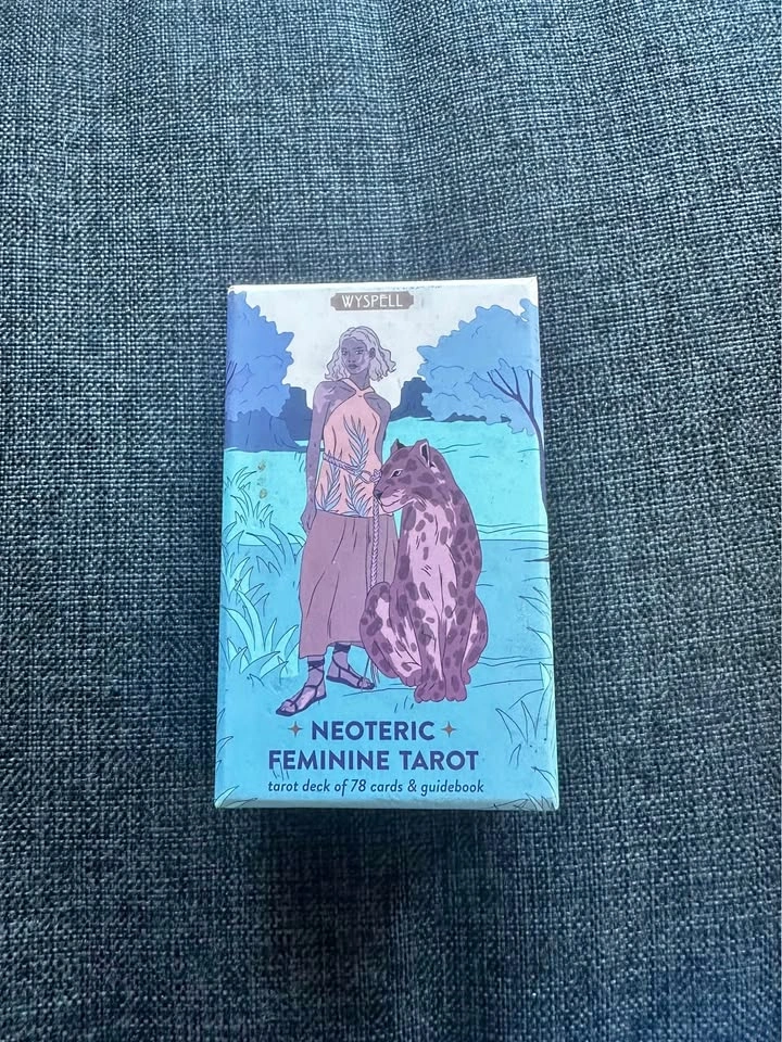 Wyspell Neoteric Feminine Tarot Deck