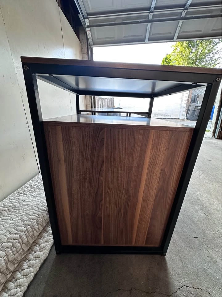 Large 6ft Modern Computer Desk with Shelves – Sturdy & Good Cond - photo 4
