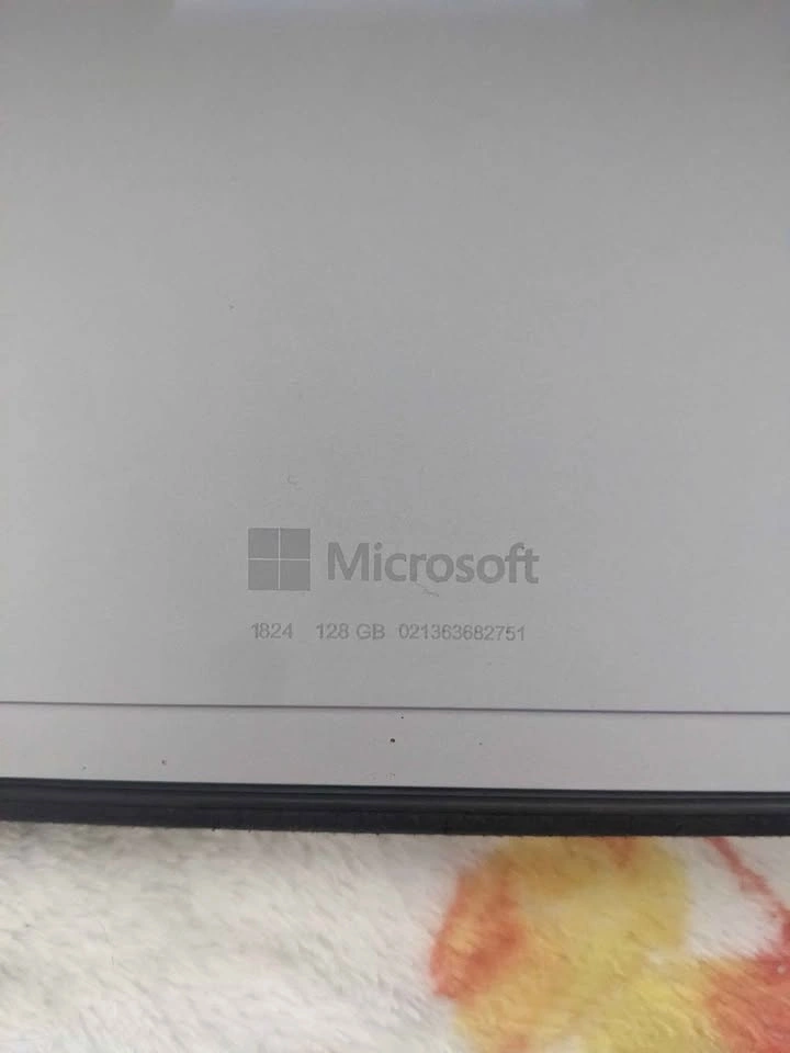 Microsoft Surface Go 8GB RAM / 128GB SSD + Brand New Type Cover - photo 4