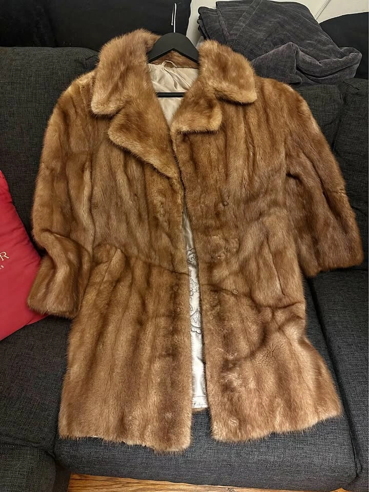 Vintage Light Brown Mink Fur Coat