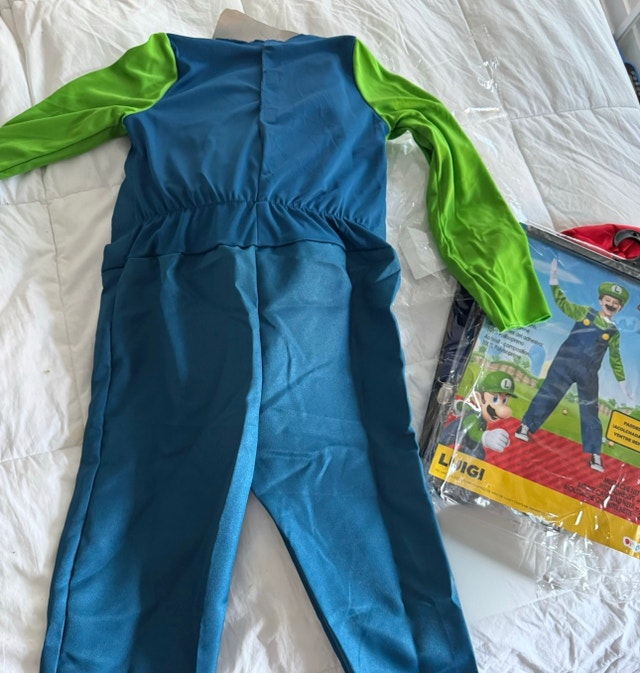 Luigi Costume from Super Mario Brothers kids size Medium 7-8 - photo 5
