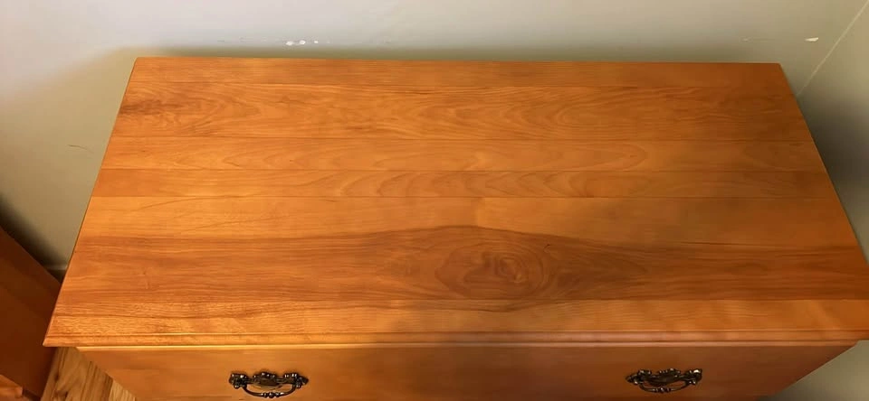 Solid Wood 3-Drawer Dresser - photo 2