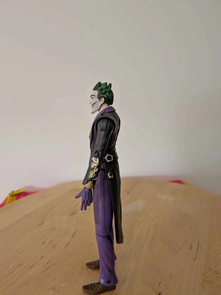 Mattel DC Comics Unlimited: Injustice The Joker 6" Figure - photo 2