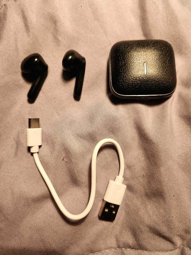 Wireless Bluetooth Earbuds