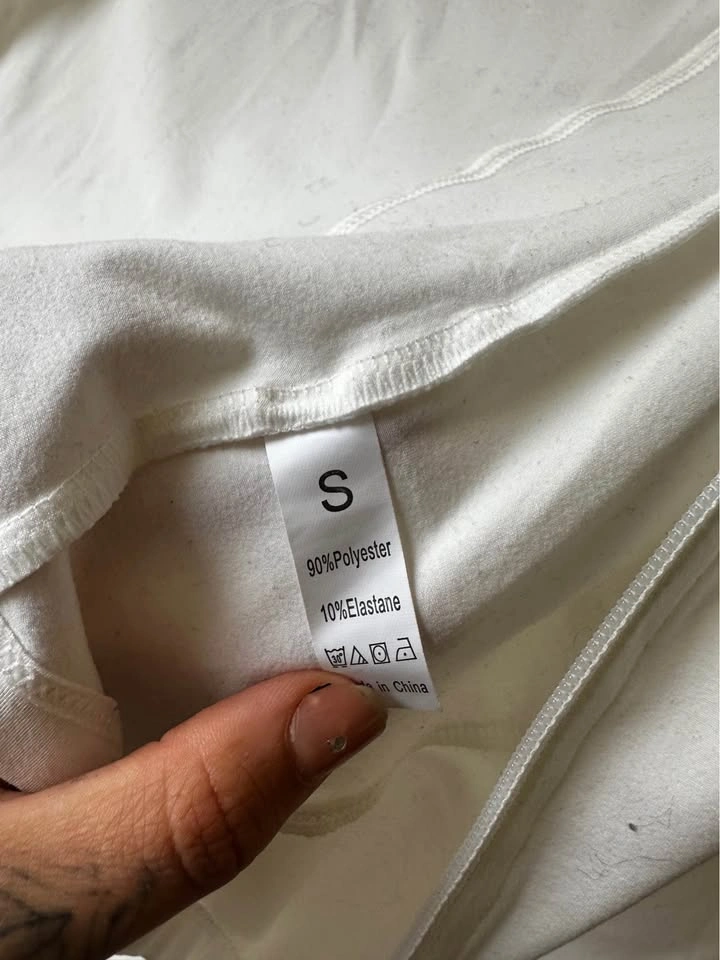 White Athletic Zip-Up Jacket - photo 2