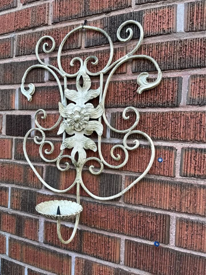 Ornate Metal Wall Candle Holder – Vintage Floral Scroll Design - photo 3