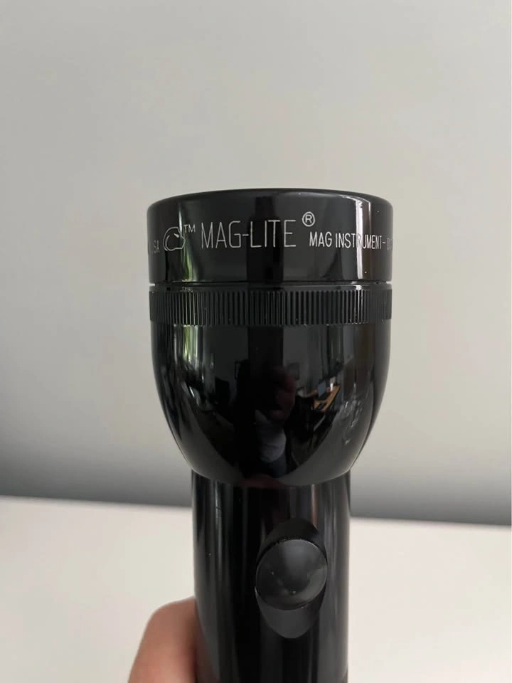 Maglite Classic 2D Heavy-Duty Flashlight – Made in USA - photo 2