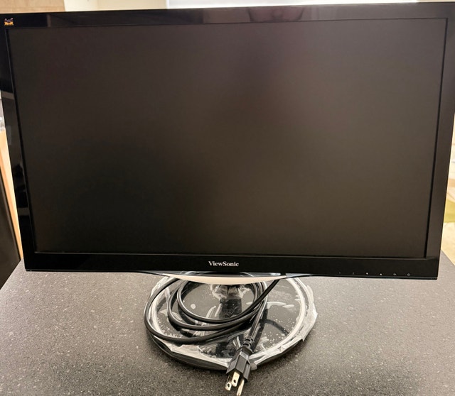 Viewsonic 21.5 inch monitor