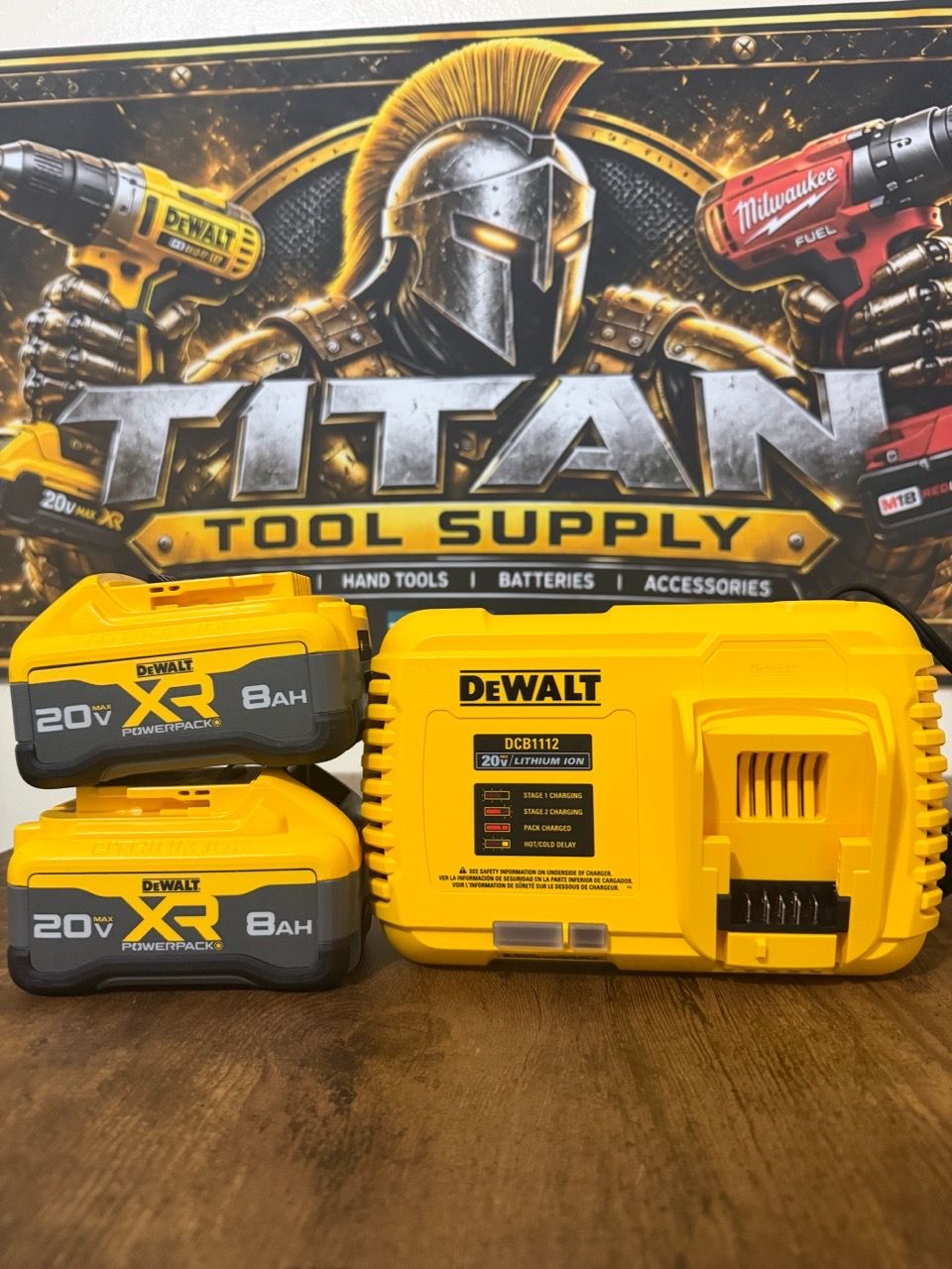 DEWALT DCB2108-2C 20V 8Ah XR Powerpack Kit with Charger - photo 2