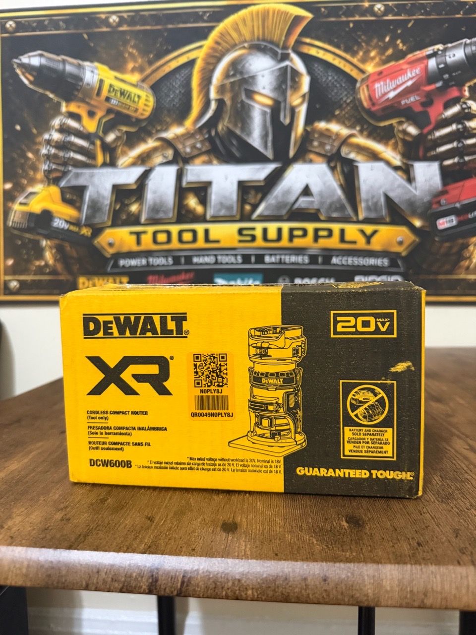 DEWALT DCW600B 20V MAX XR Brushless Compact Router - Tool Only