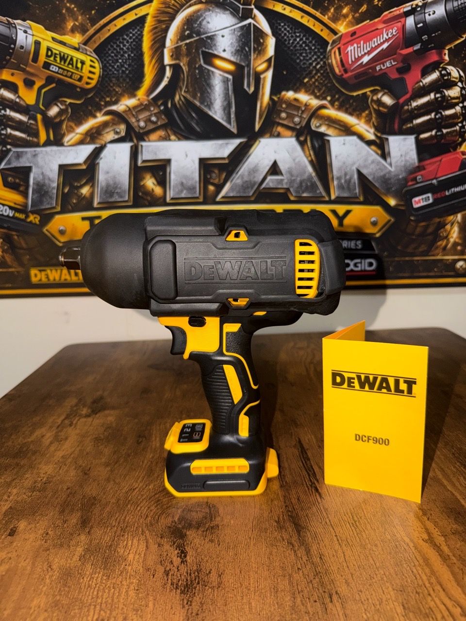 DEWALT DCF900 20V High Torque 1/2" XR Impact Wrench - New