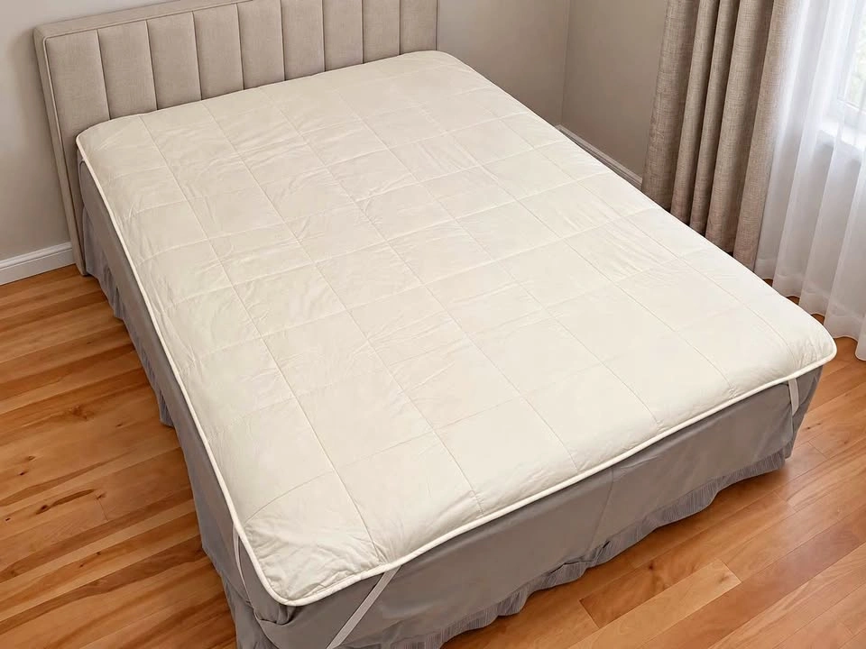 MulberrySilk 100% Natural Silk Mattress Topper – Queen size