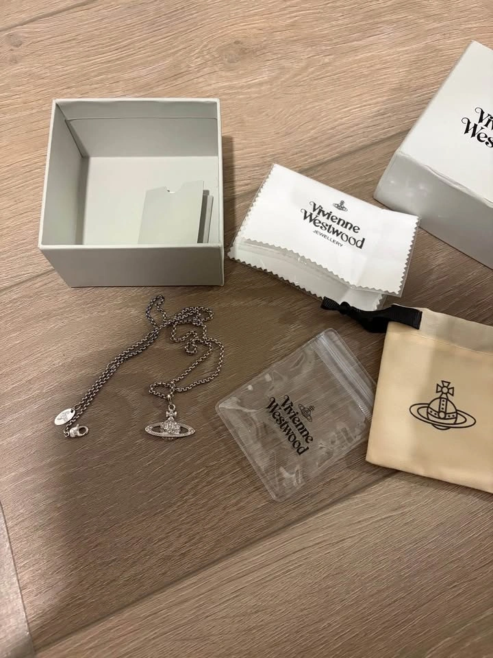 Vivienne westwood necklace - photo 2